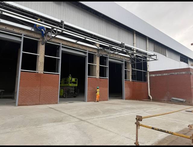 29,677M² WAREHOUSE TO LET IN PROSPECTON INDUSTRIAL